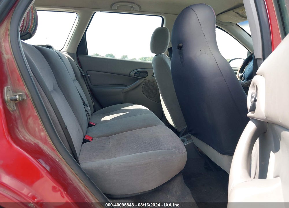 2001 FORD FOCUS SE VIN: 1FAHP36341W111138
