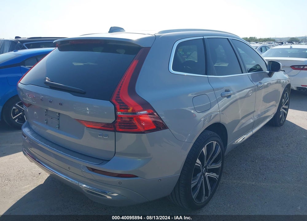 2023 VOLVO XC60 B5 ULTIMATE BRIGHT THEME VIN: YV4L12DA5P1204108