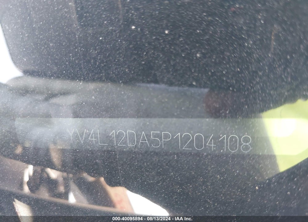 2023 VOLVO XC60 B5 ULTIMATE BRIGHT THEME VIN: YV4L12DA5P1204108