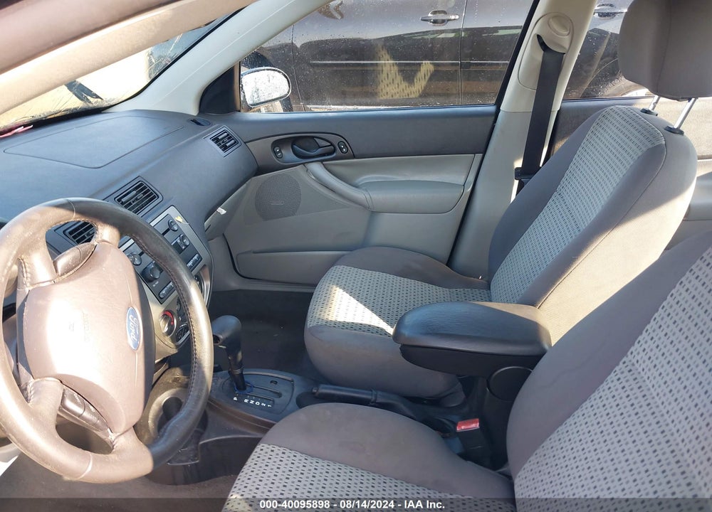 2006 FORD FOCUS SE/ZX4 VIN: 1FAHP34N46W143924