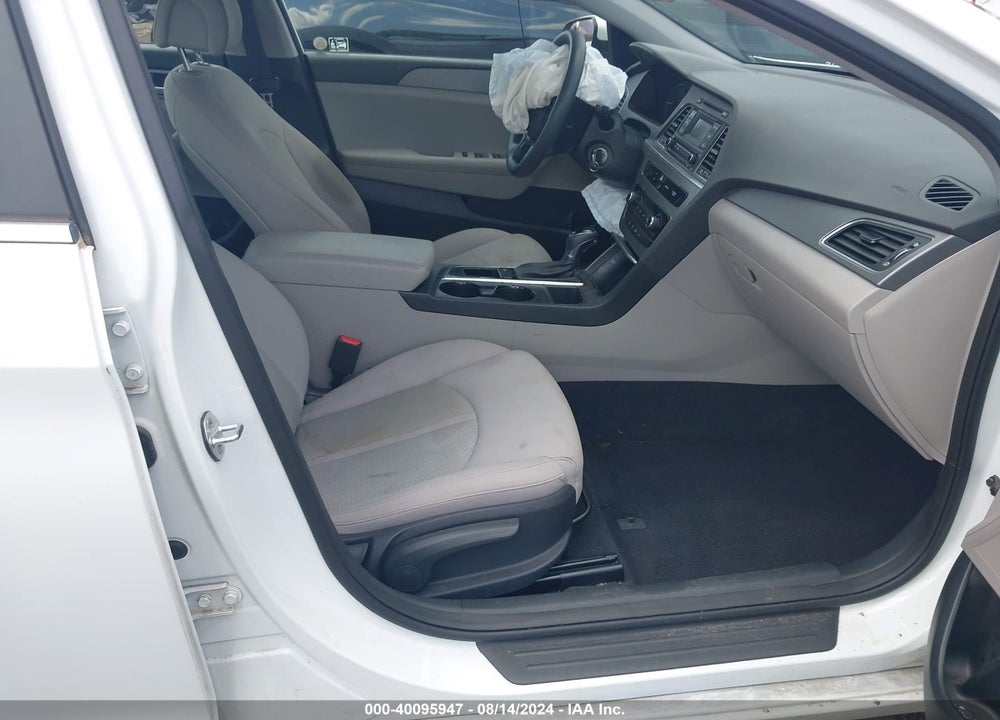 2015 HYUNDAI SONATA SE VIN: 5NPE24AF5FH254969