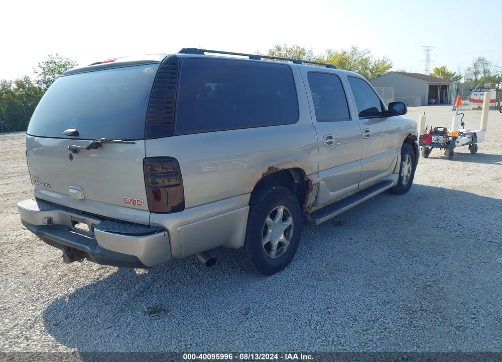 2005 GMC YUKON XL 1500 DENALI VIN: 1GKFK66U05J267520