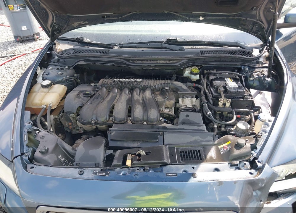 2010 VOLVO S40 2.4I VIN: YV1382MS8A2488191