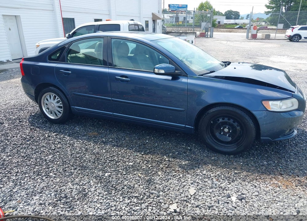 2010 VOLVO S40 2.4I VIN: YV1382MS8A2488191