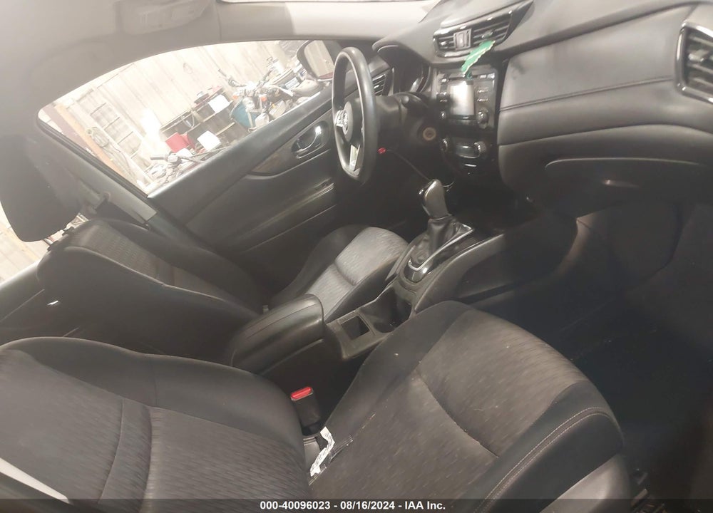 2017 NISSAN ROGUE S VIN: JN8AT2MV4HW252182