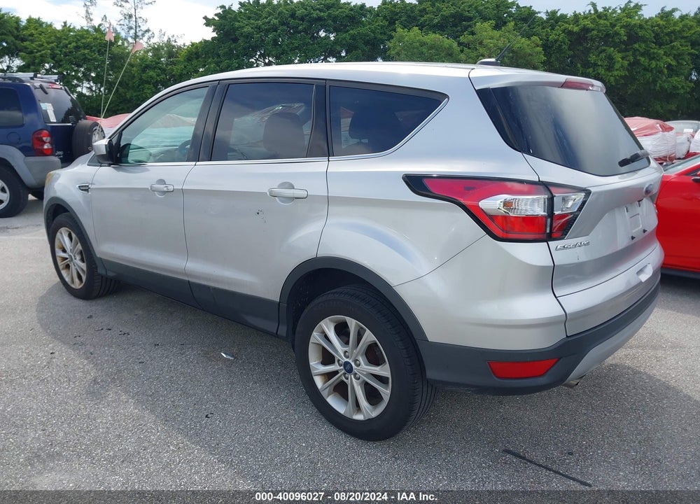 2017 FORD ESCAPE SE VIN: 1FMCU0GD3HUE30213
