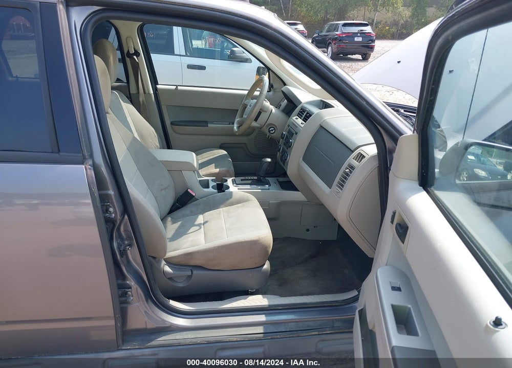 2010 FORD ESCAPE XLT VIN: 1FMCU0D7XAKB53947