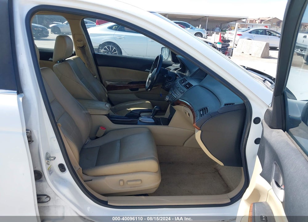 2011 HONDA ACCORD 2.4 EX-L VIN: 1HGCP2F89BA116913