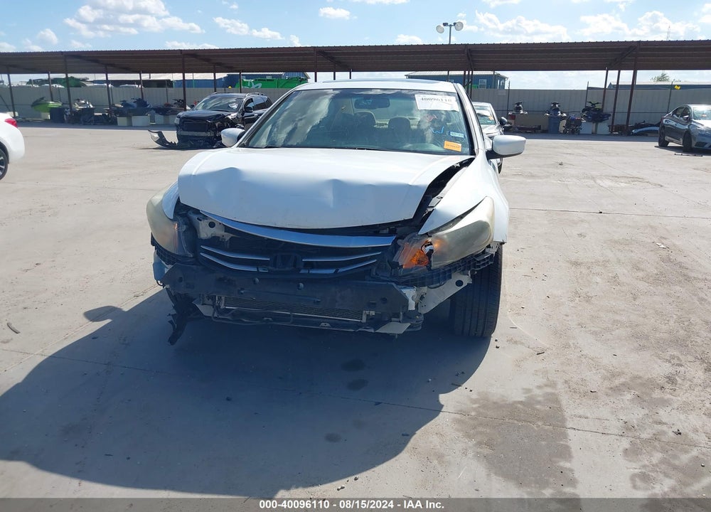 2011 HONDA ACCORD 2.4 EX-L VIN: 1HGCP2F89BA116913