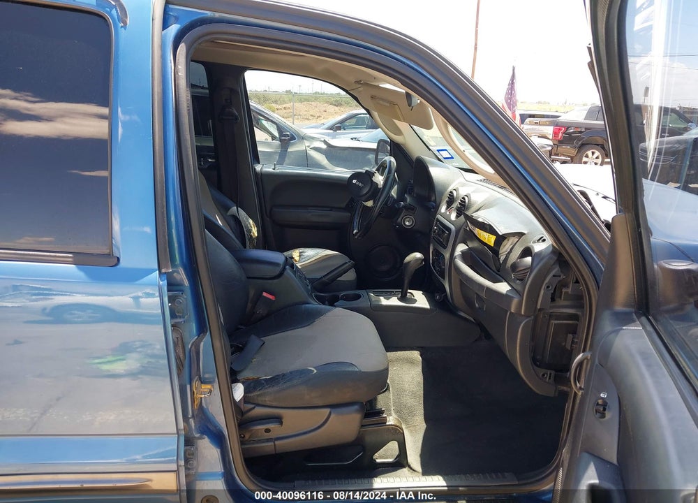 2004 JEEP LIBERTY SPORT VIN: 1J4GK48K94W301367