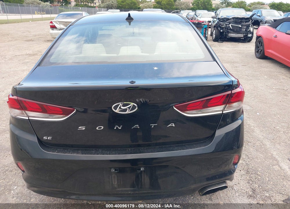 2018 HYUNDAI SONATA VIN: 5NPE24AF1JH706392