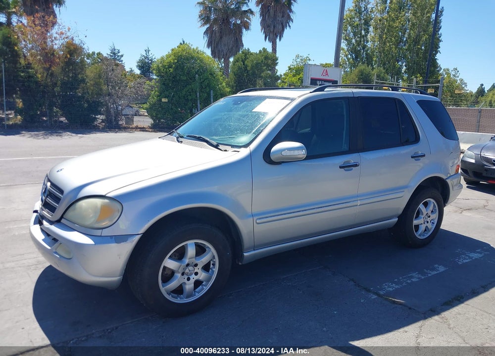 2005 MERCEDES-BENZ ML 500 4MATIC VIN: 4JGAB75E25A562068