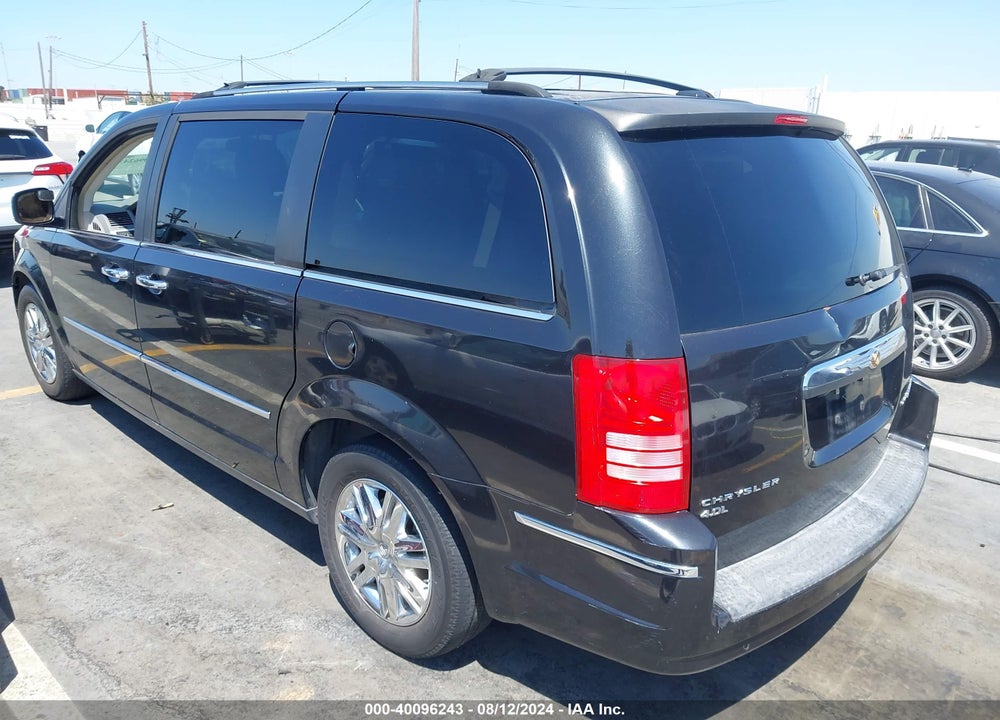 2010 CHRYSLER TOWN & COUNTRY LIMITED VIN: 2A4RR6DX5AR260810