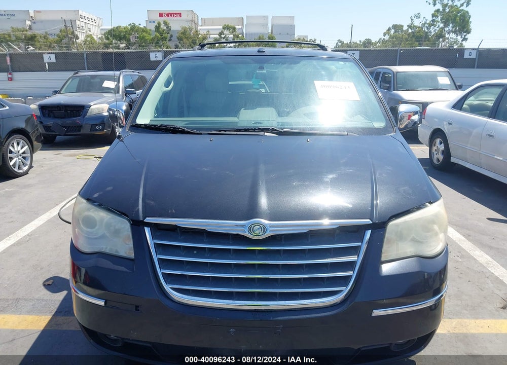 2010 CHRYSLER TOWN & COUNTRY LIMITED VIN: 2A4RR6DX5AR260810