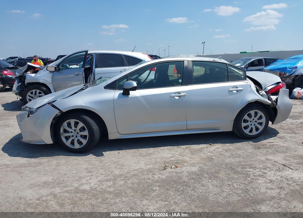2020 TOYOTA COROLLA LE VIN: JTDEPRAE2LJ027134