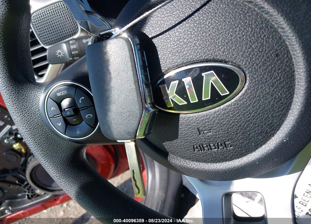 2020 KIA SOUL VIN: KNDJ23AUXL7091386