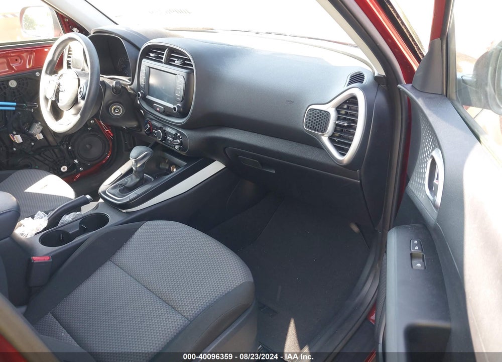 2020 KIA SOUL VIN: KNDJ23AUXL7091386
