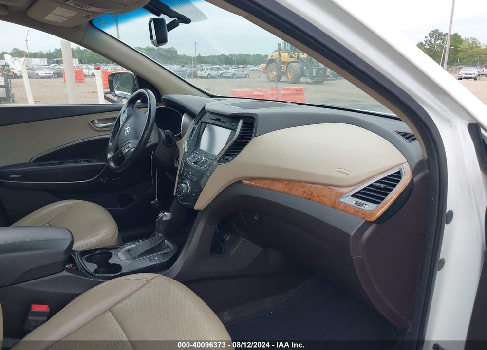 2014 HYUNDAI SANTA FE SPORT 2.4L VIN: 5XYZU3LBXEG214375