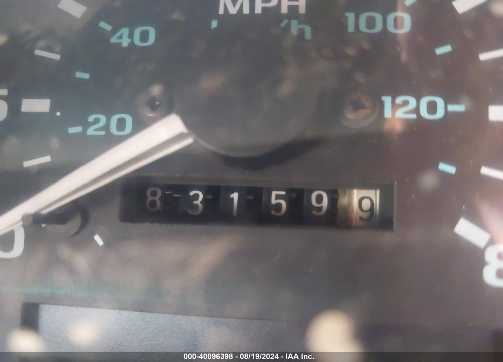 1994 FORD RANGER VIN: 1FTCR10A8RUB83672