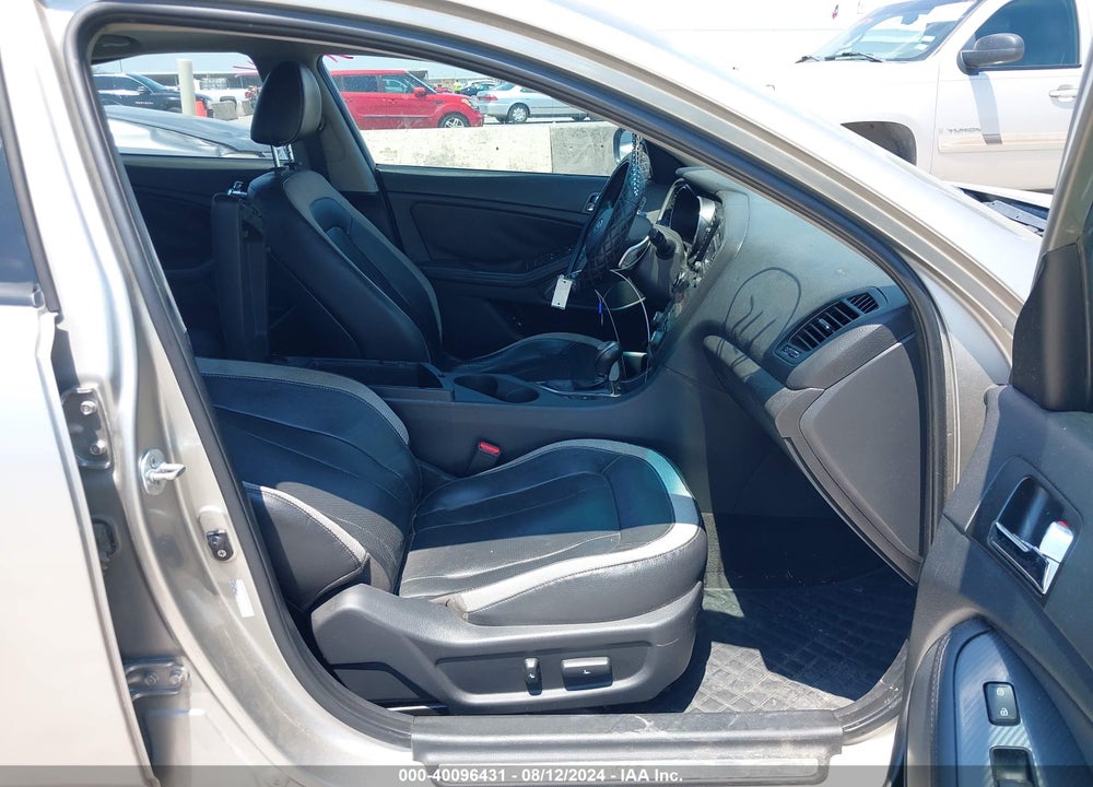 2011 KIA OPTIMA SX VIN: KNAGR4A67B5132030