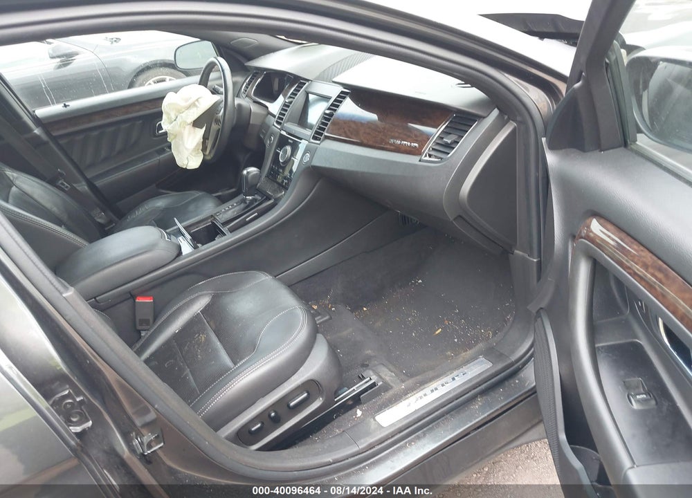 2019 FORD TAURUS LIMITED VIN: 1FAHP2F83KG111536