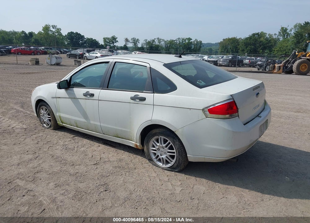 2011 FORD FOCUS SE VIN: 1FAHP3FNXBW122258