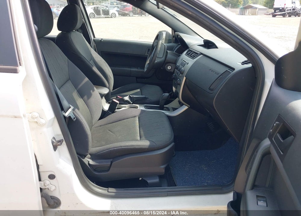 2011 FORD FOCUS SE VIN: 1FAHP3FNXBW122258