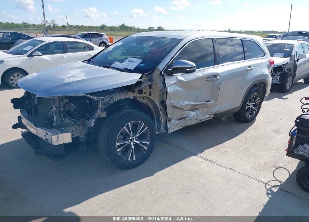 2019 TOYOTA HIGHLANDER LE VIN: 5TDZARFH1KS057409