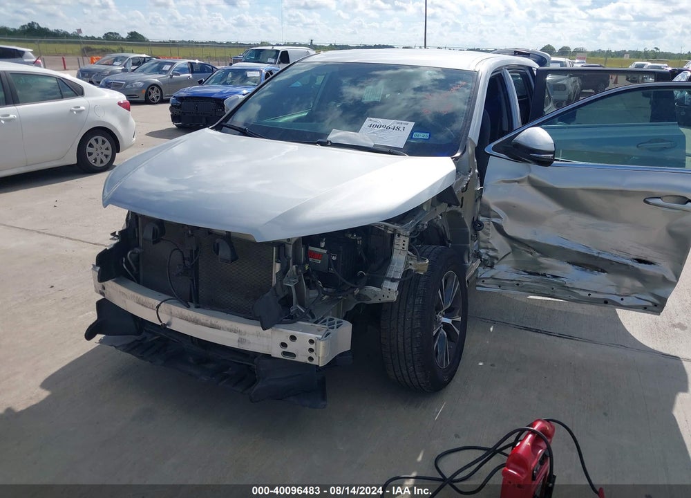 2019 TOYOTA HIGHLANDER LE VIN: 5TDZARFH1KS057409