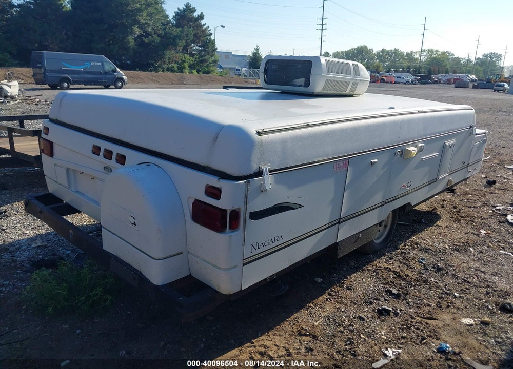 2000 COLEMAN GRAND TOUR ELITE BAY VIN: 4CP695H19Y7289927