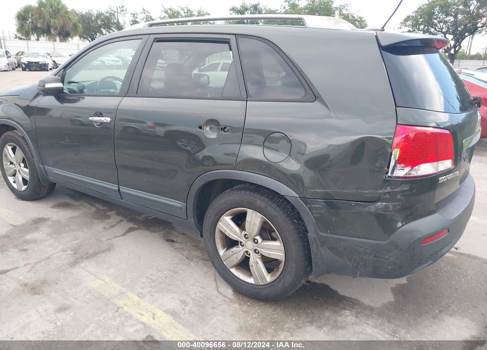 2013 KIA SORENTO EX V6 VIN: 5XYKU3A26DG327498
