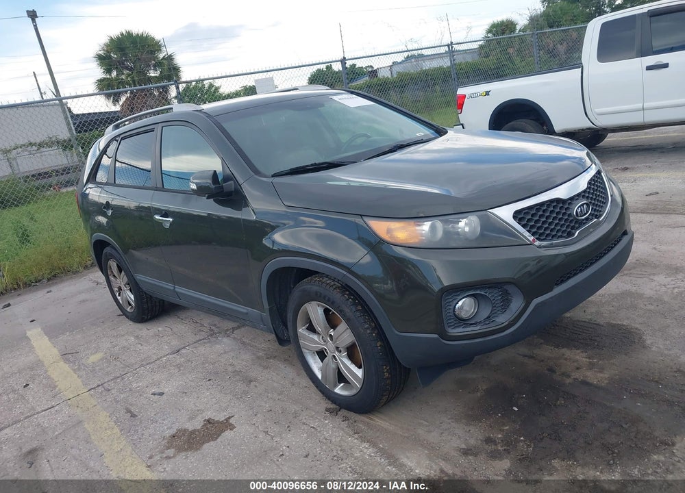 2013 KIA SORENTO EX V6 VIN: 5XYKU3A26DG327498
