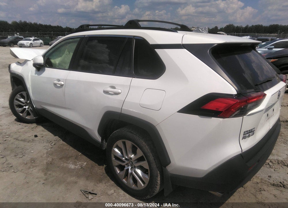 2019 TOYOTA RAV4 XLE PREMIUM VIN: JTMA1RFV5KD037727