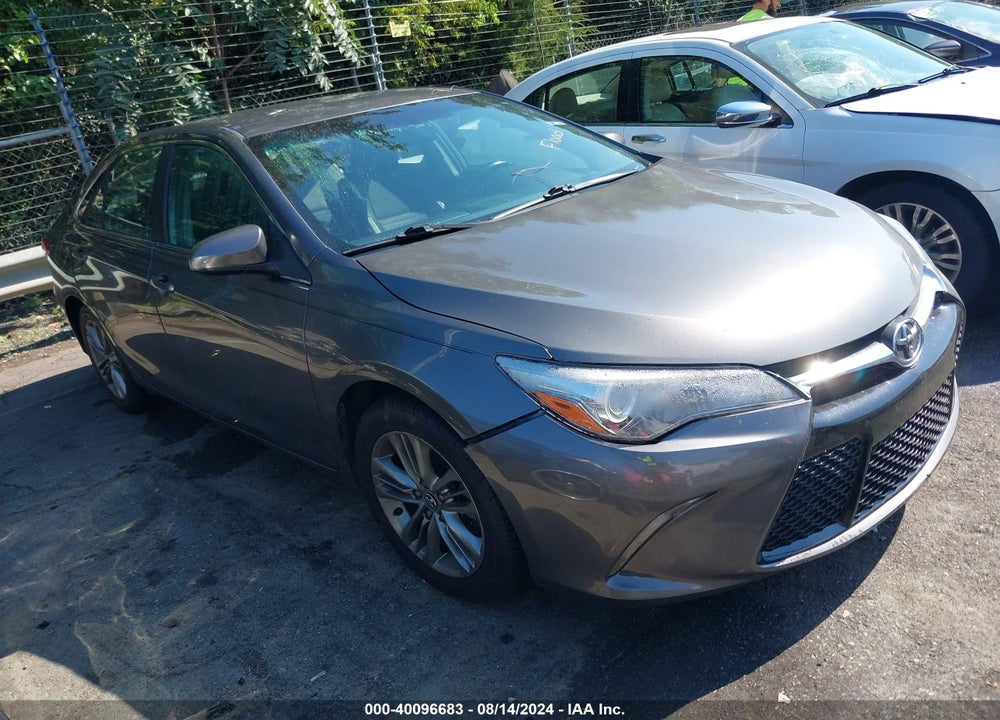 2015 TOYOTA CAMRY SE VIN: 4T1BF1FK5FU082147