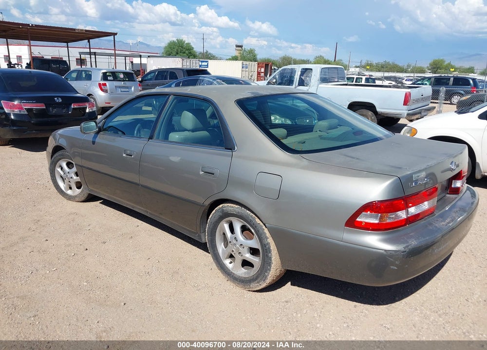 2000 LEXUS ES 300 VIN: JT8BF28G8Y5088152