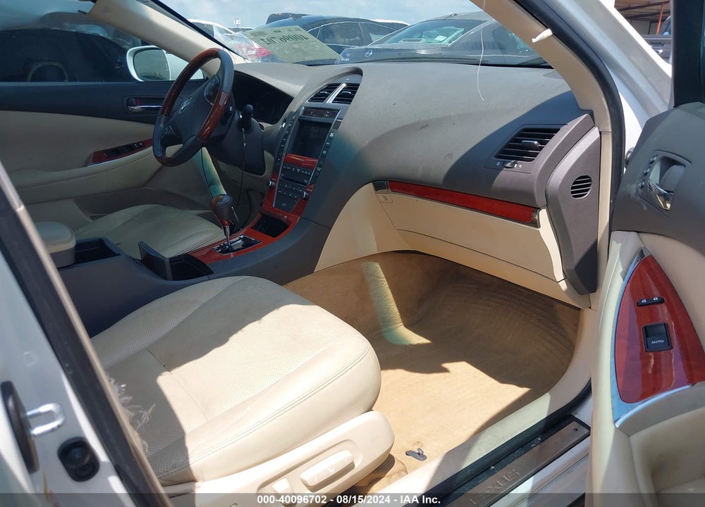 2011 LEXUS ES 350 VIN: JTHBK1EG2B2444548