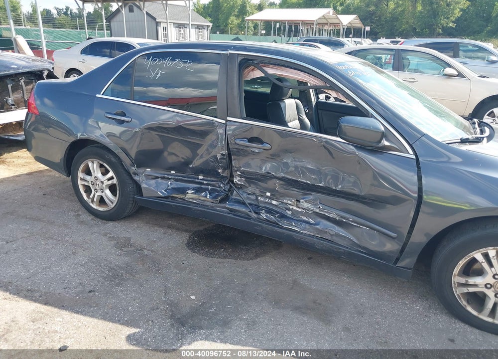 2007 HONDA ACCORD 2.4 EX VIN: 1HGCM56777A010503