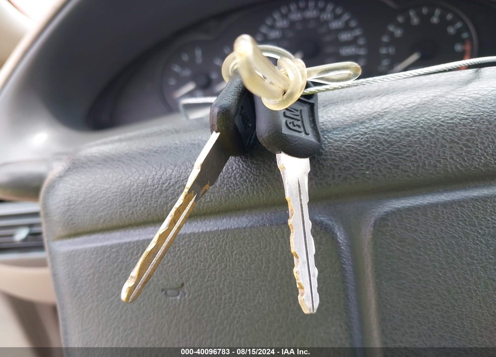 2002 CHEVROLET CAVALIER VIN: 1G1JC124127290382