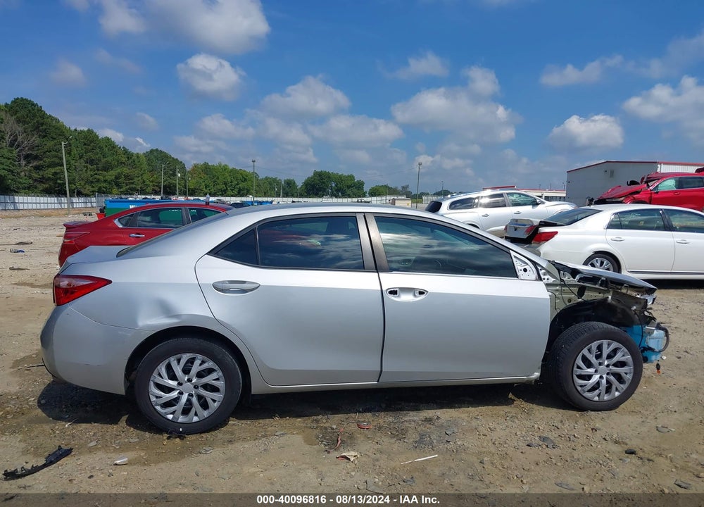 2018 TOYOTA COROLLA LE VIN: 5YFBURHE3JP805015