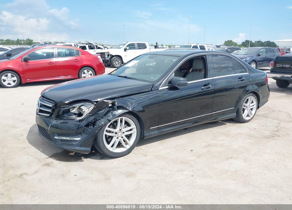2014 MERCEDES-BENZ C 250 LUXURY/SPORT VIN: WDDGF4HB9EG228965