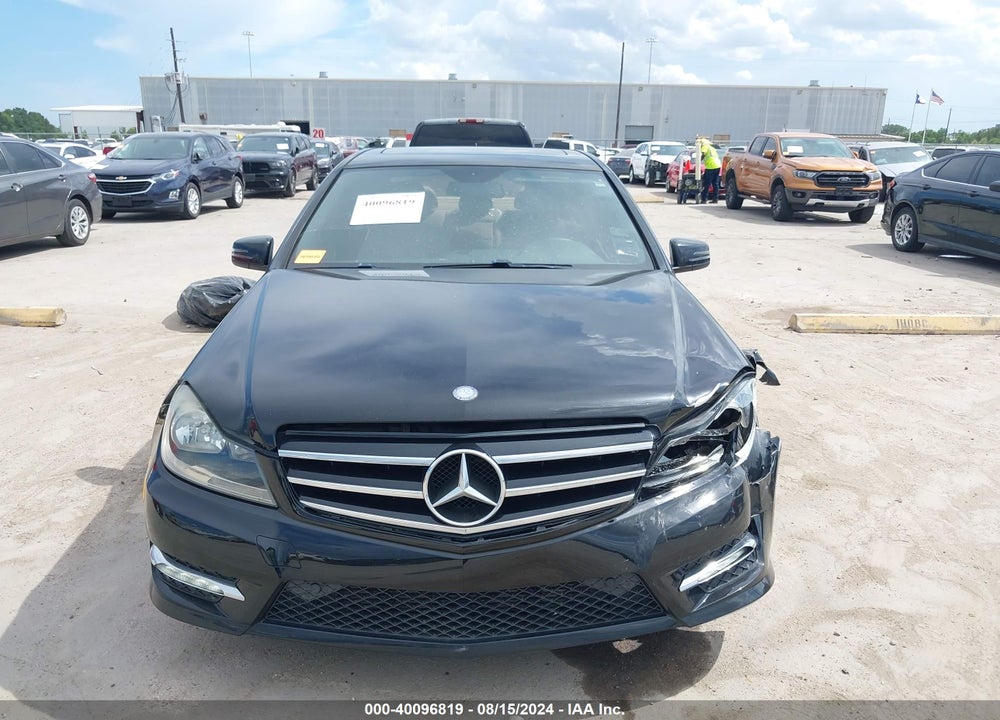 2014 MERCEDES-BENZ C 250 LUXURY/SPORT VIN: WDDGF4HB9EG228965
