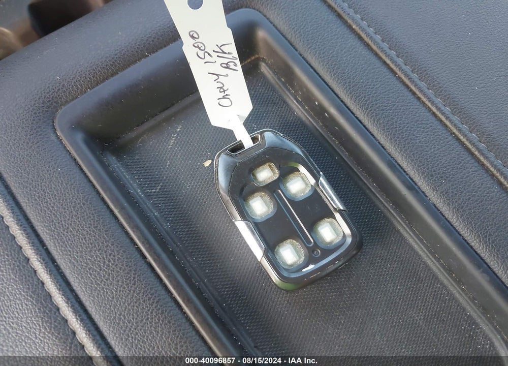 2019 CHEVROLET SILVERADO 1500 RST VIN: 3GCUYEED2KG180065