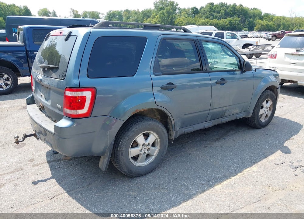 2010 FORD ESCAPE XLT VIN: 1FMCU9DG8AKC38533