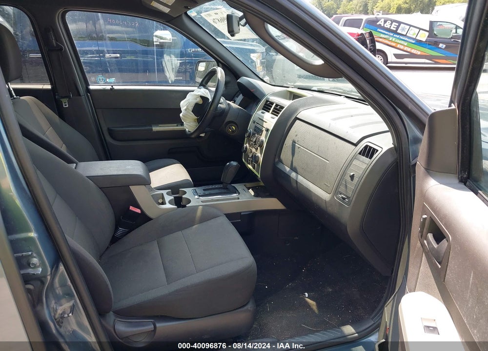 2010 FORD ESCAPE XLT VIN: 1FMCU9DG8AKC38533