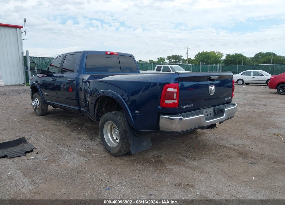 2022 RAM 3500 VIN: 3C63RRJL3NG113323