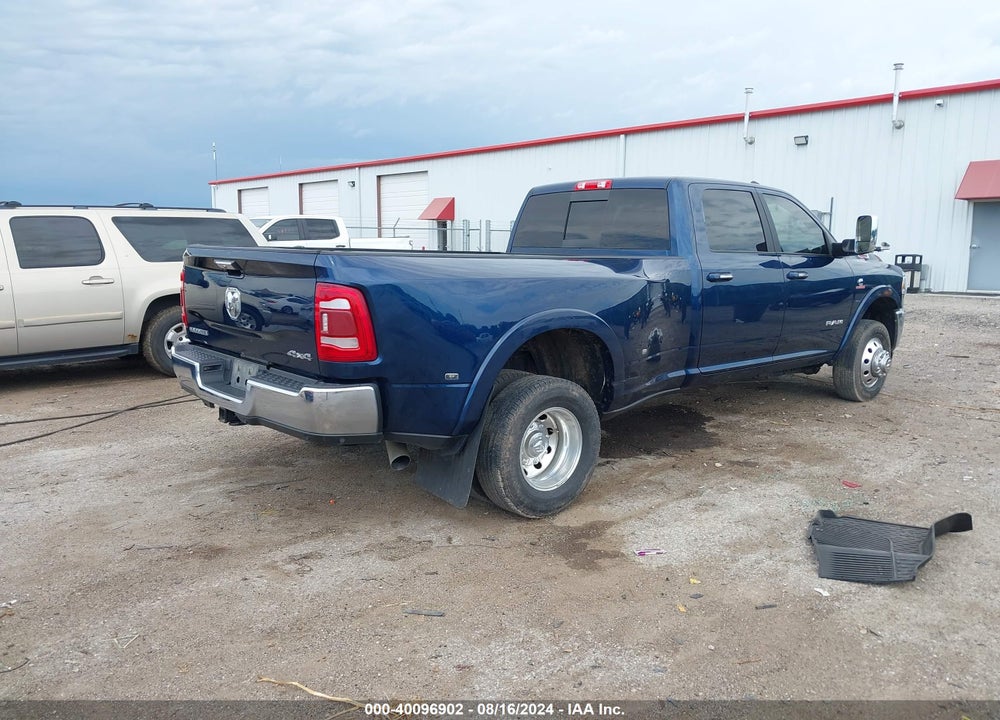 2022 RAM 3500 VIN: 3C63RRJL3NG113323