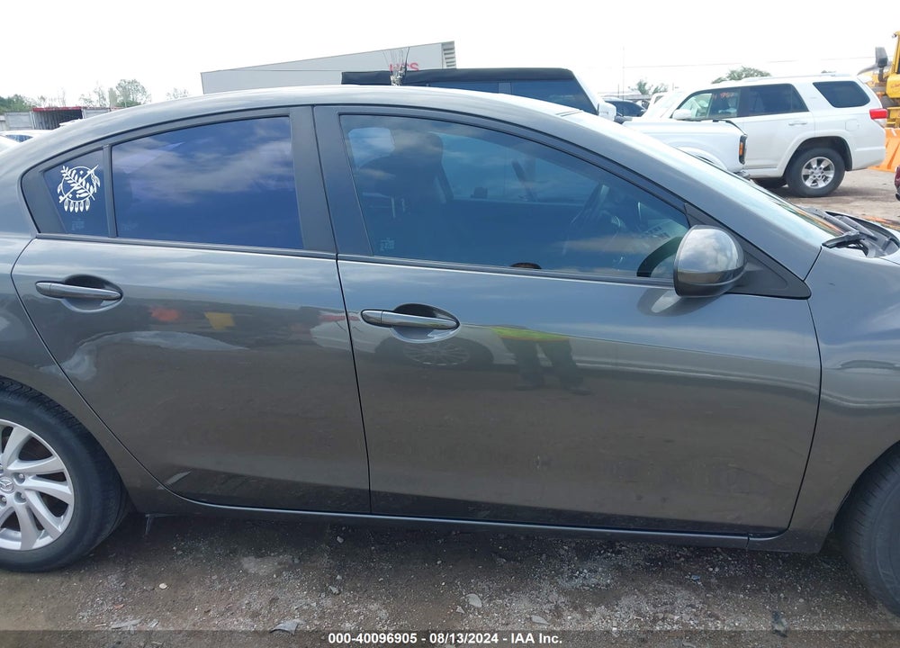 2012 MAZDA 3 I TOURING VIN: JM1BL1V70C1672084