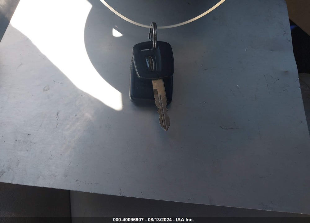 2000 LINCOLN LS V8 AUTO VIN: 1LNHM87A0YY911832