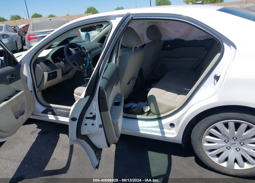 2011 FORD FUSION HYBRID VIN: 3FADP0L30BR117640