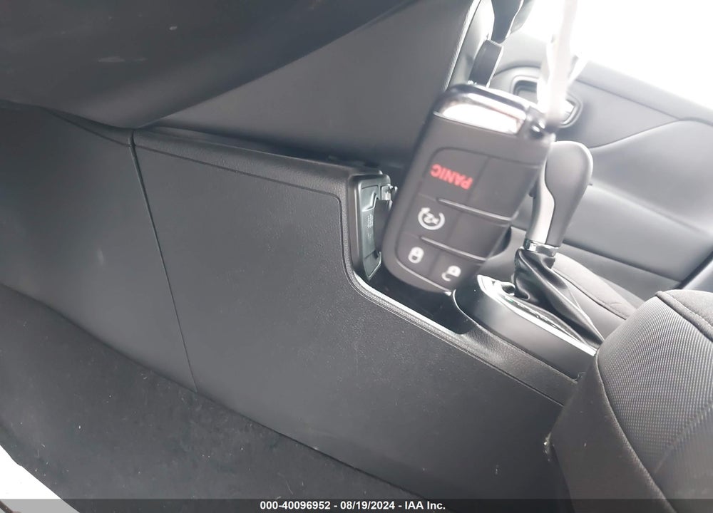 2018 JEEP RENEGADE ALTITUDE 4X4 VIN: ZACCJBBB2JPH95438